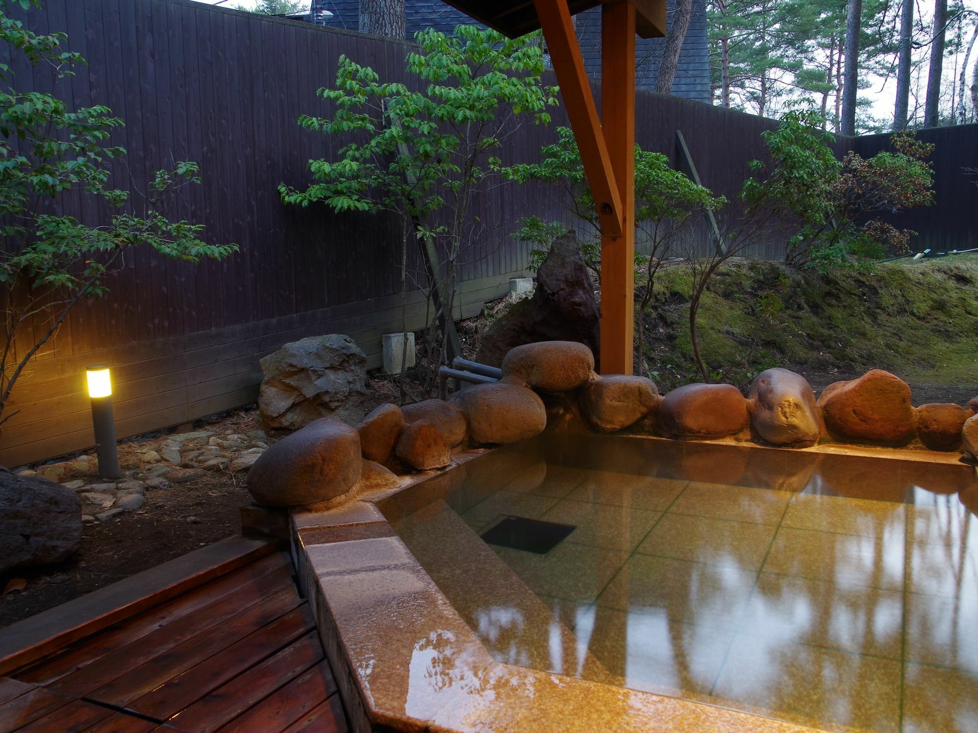 Kusatsu Skyland Hotel Exterior foto